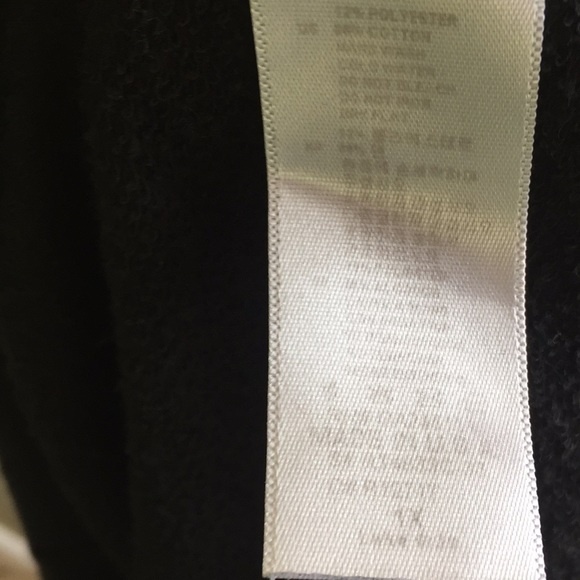 FASHION NOVA CROP TOP W/ ROSE FLOWER SIZE 1X - Picture 5 of 7